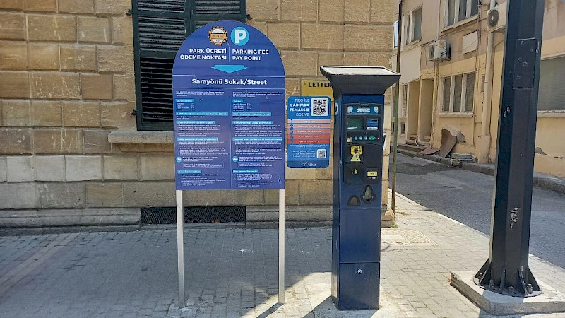 Stāvvietas automāts ielai
