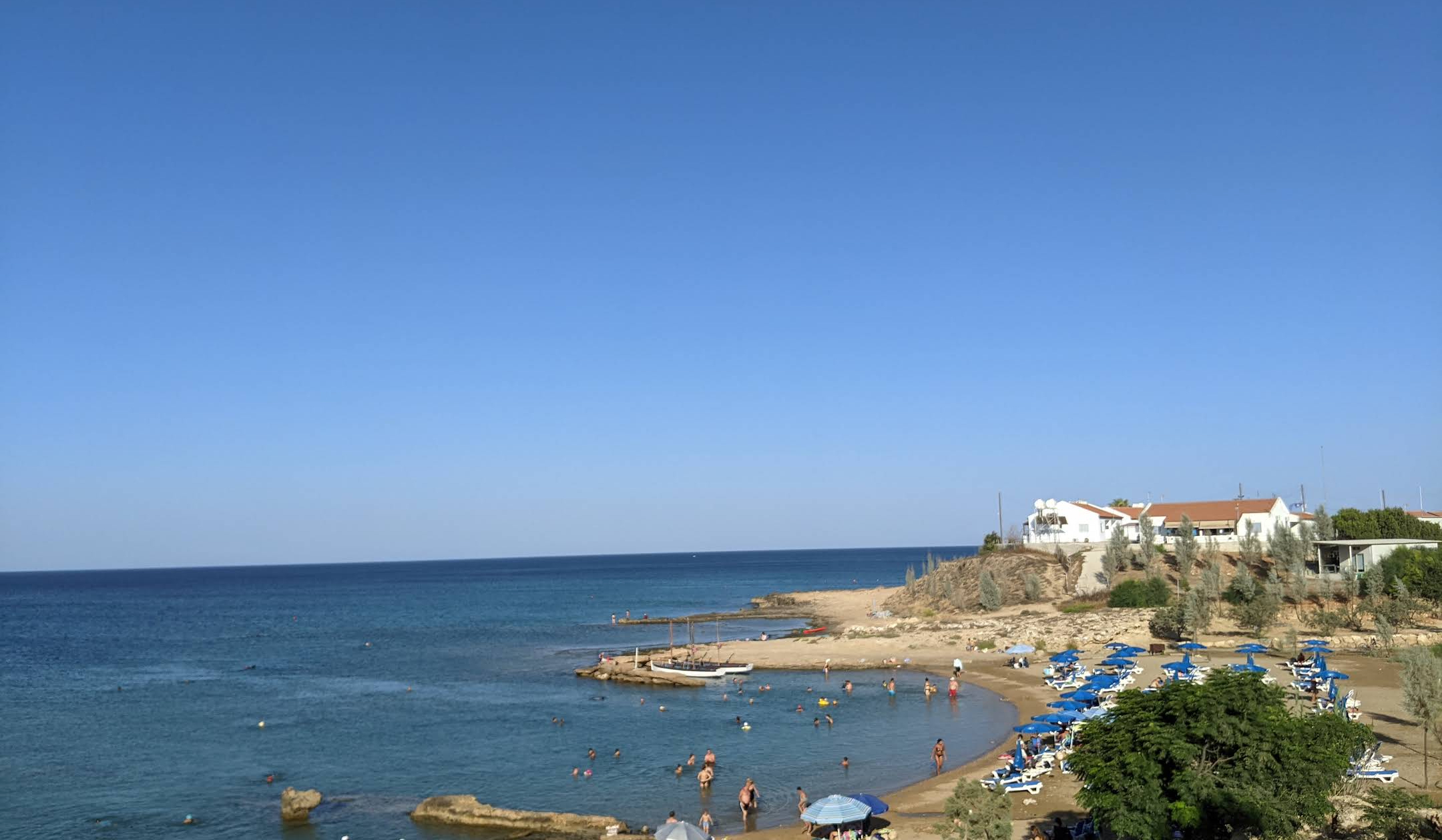 Armyropigado Beach