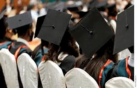 Izlaiduma eksāmeni Kipra skolās