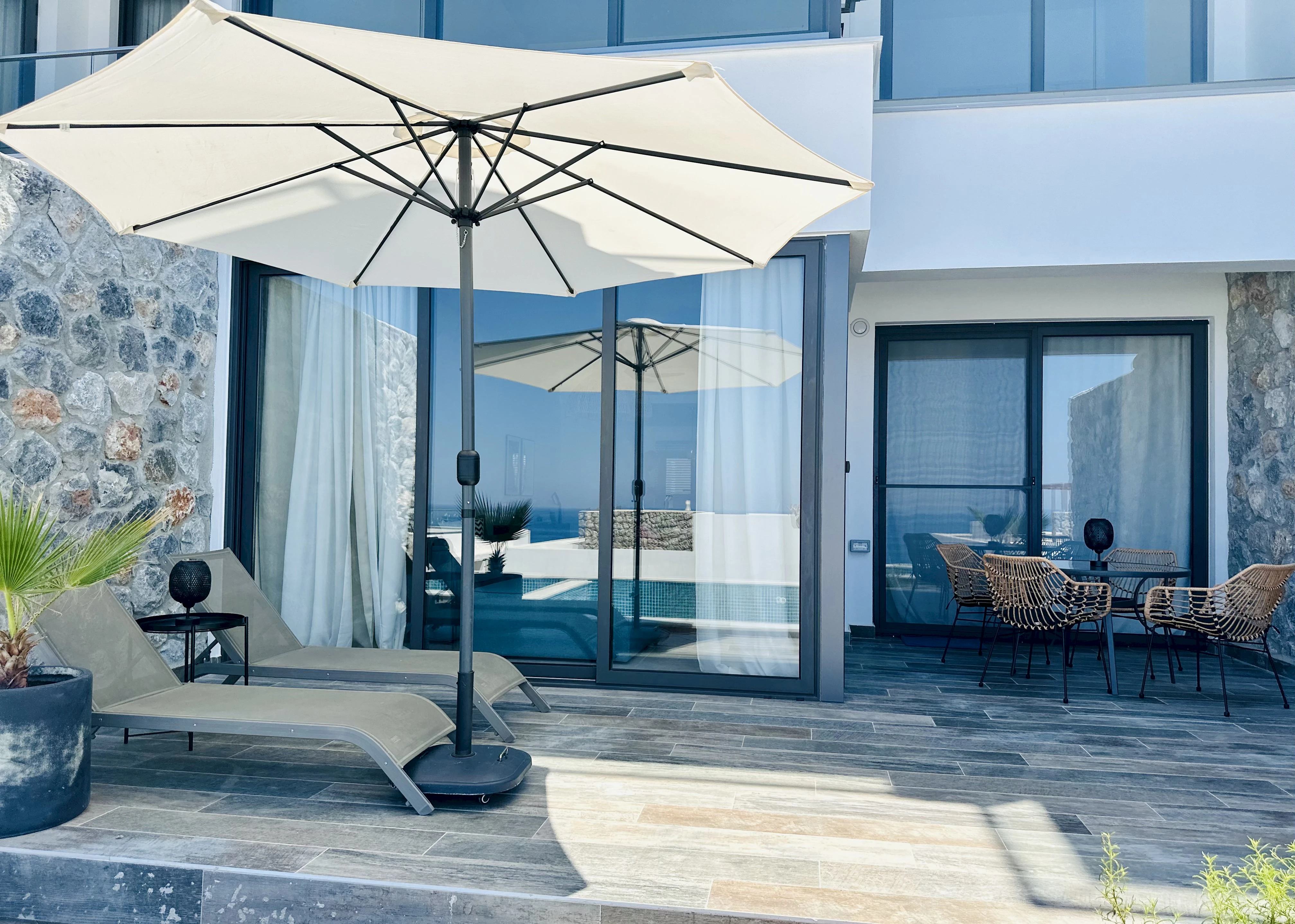 Luxuriöse 2+1 Gartenwohnung mit privatem Pool – Esentepe