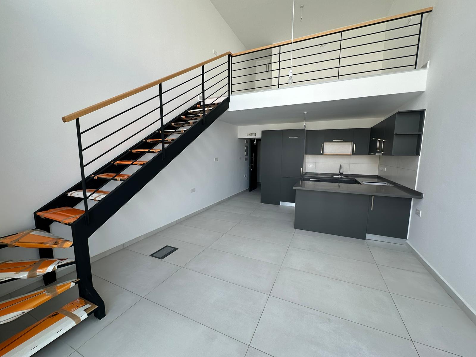 1+1 Loft Penthouse — Bahçeli (Esentepe)