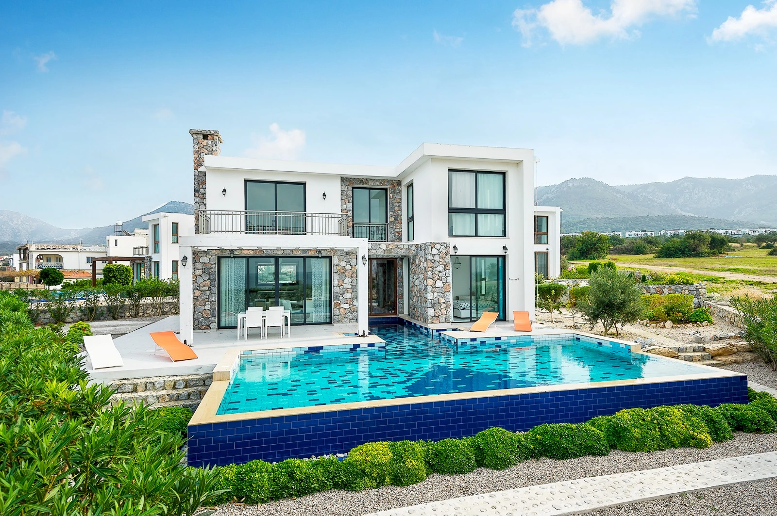 Elegante 3+1 Villa mit privatem Pool — Aqua West | Esentepe / Küçük Erenköy