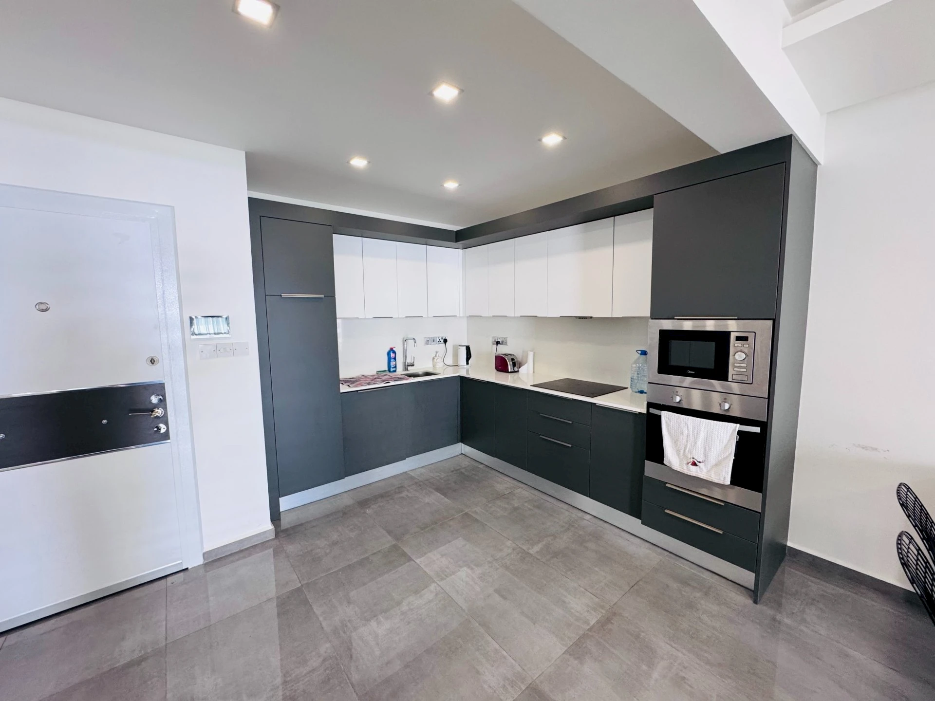 1+1 Wohnung | Courtyard (Uzun View), Long Beach